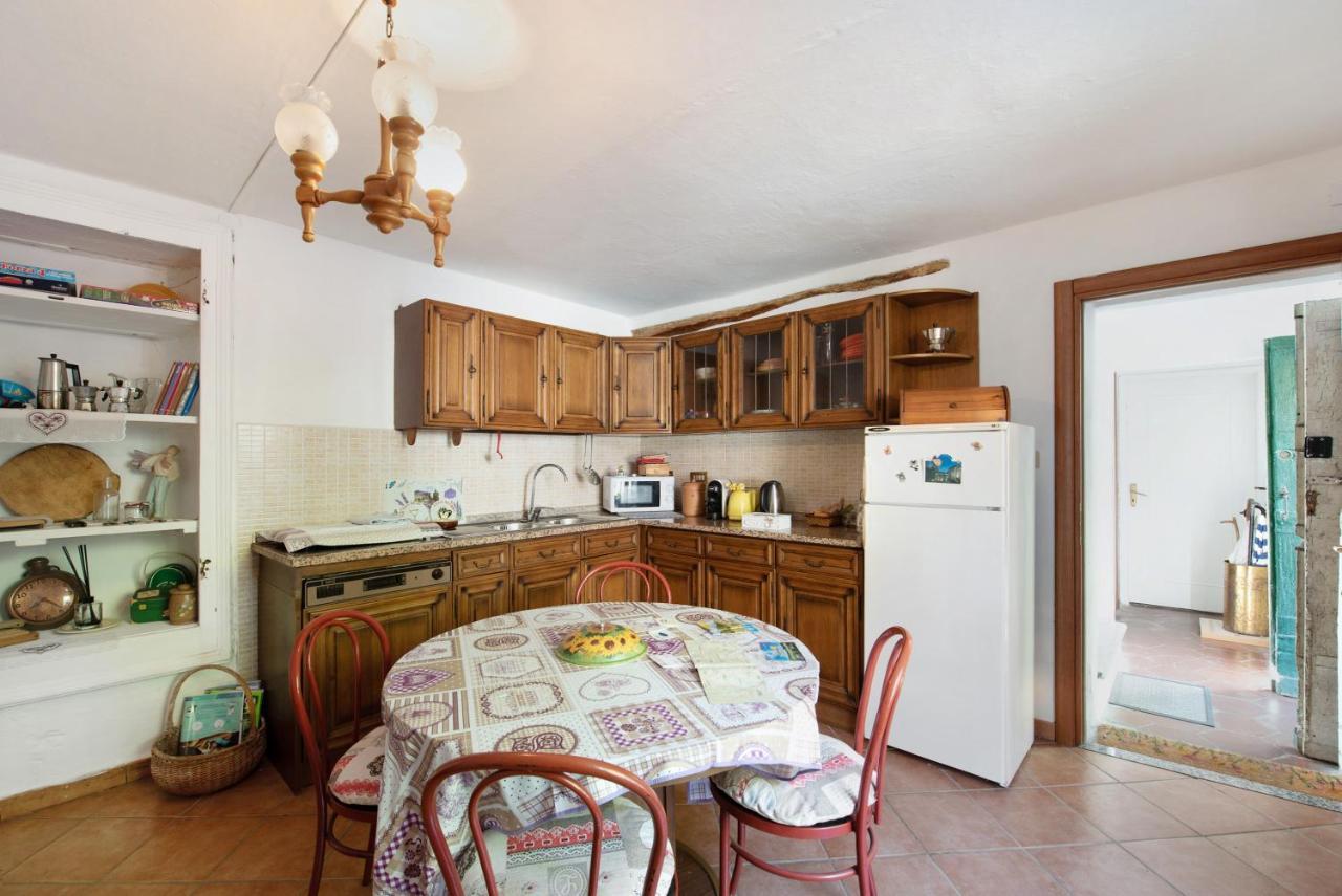 Orizzonte Calmo Leilighet Borghetto Di Borbera Eksteriør bilde